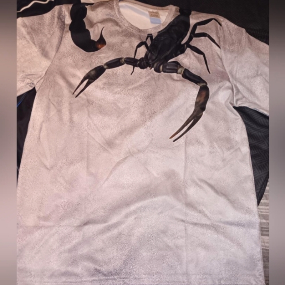 Scorpion T-shirt